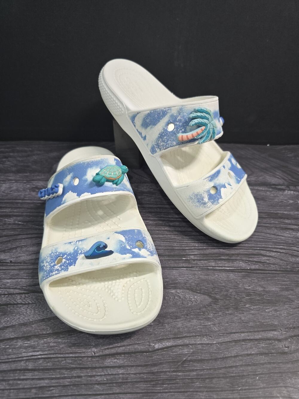Crocs Classic Out of This World Sandals Blue Clouds Men 4 Women 6 Beach Jibbitz!